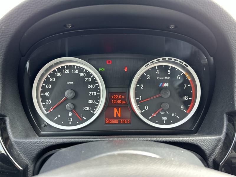bmw M3 2011 - 23