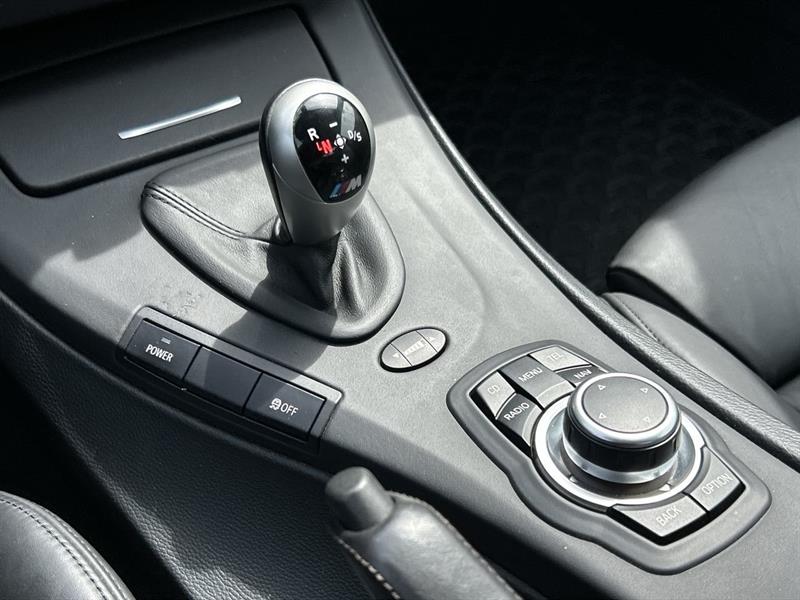 bmw M3 2011 - 28