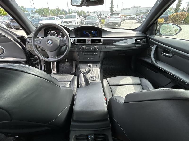 bmw M3 2011 - 29