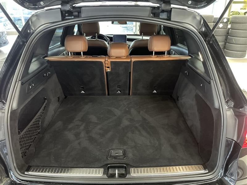 mercedes-benz GLC 43 AMG 2019 - 32