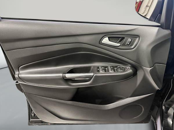 ford Escape 2018 - 11