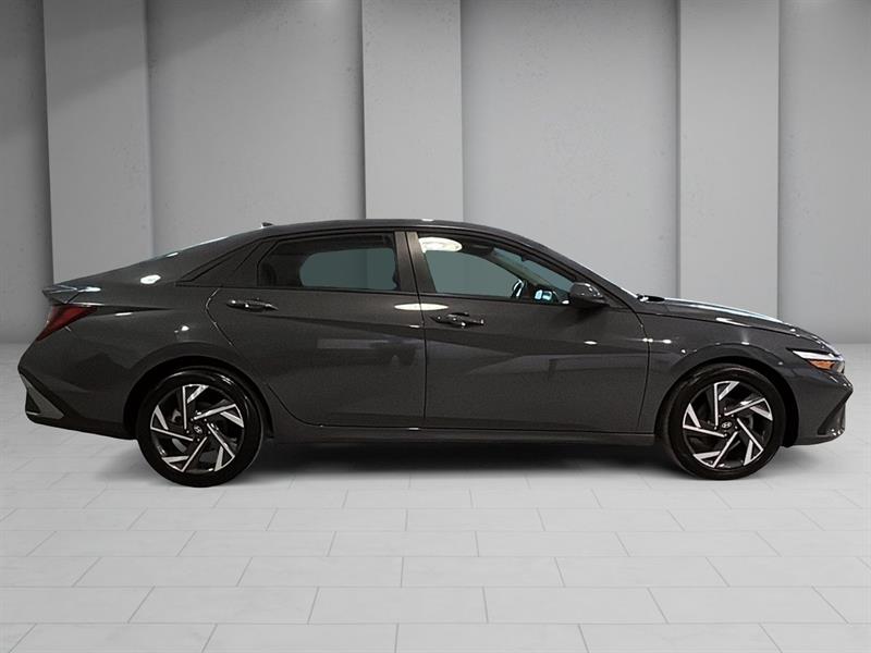 hyundai Elantra 2025 - 16
