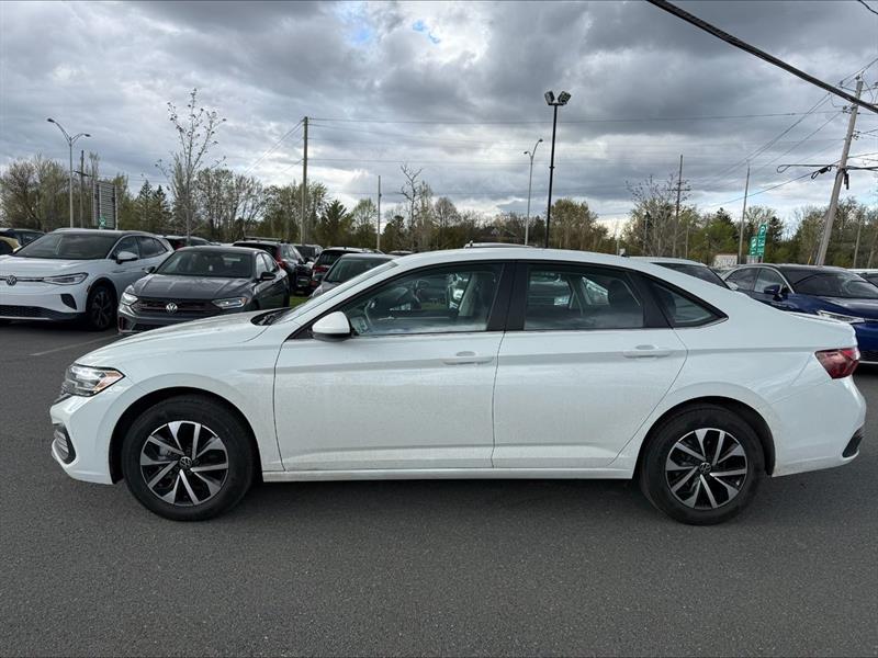 volkswagen Jetta 2023 - 12