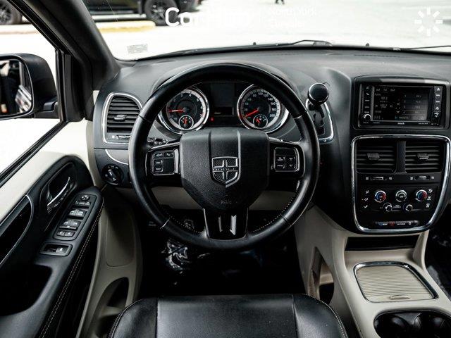 dodge Grand Caravan 2017 - 13
