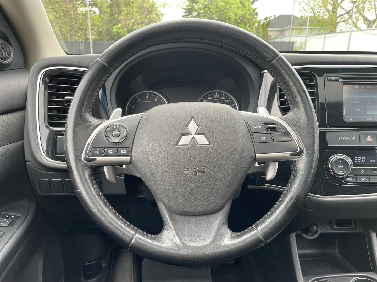 mitsubishi Outlander 2015 - 18