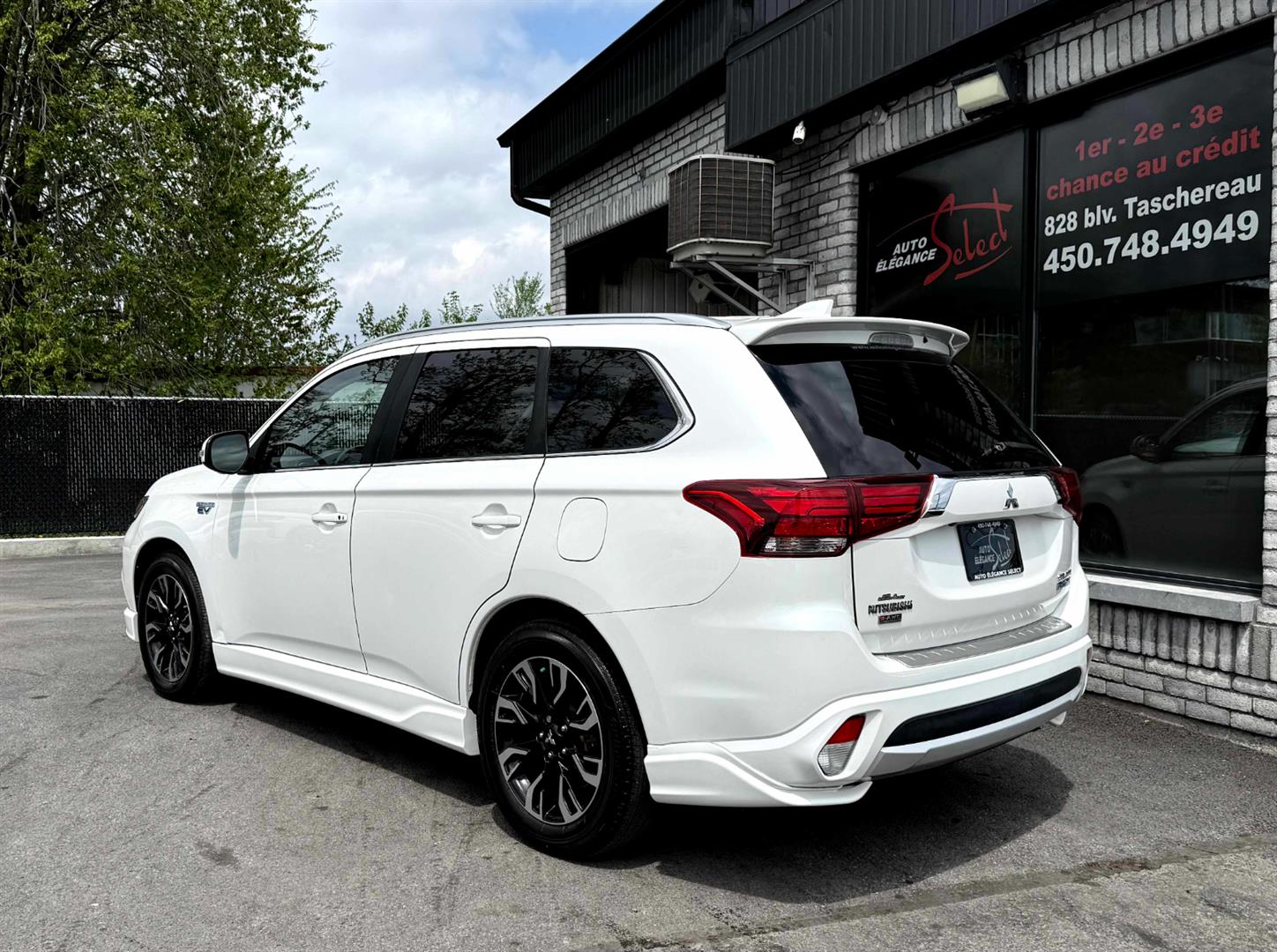 mitsubishi Outlander PHEV 2018 - 13