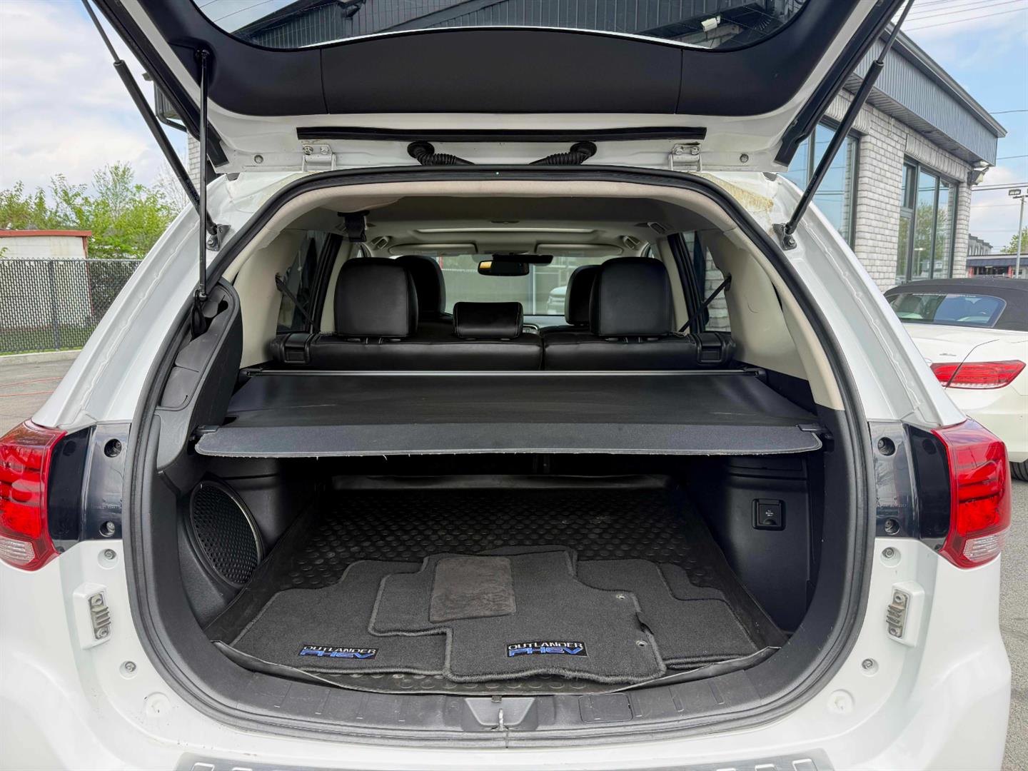 mitsubishi Outlander PHEV 2018 - 16