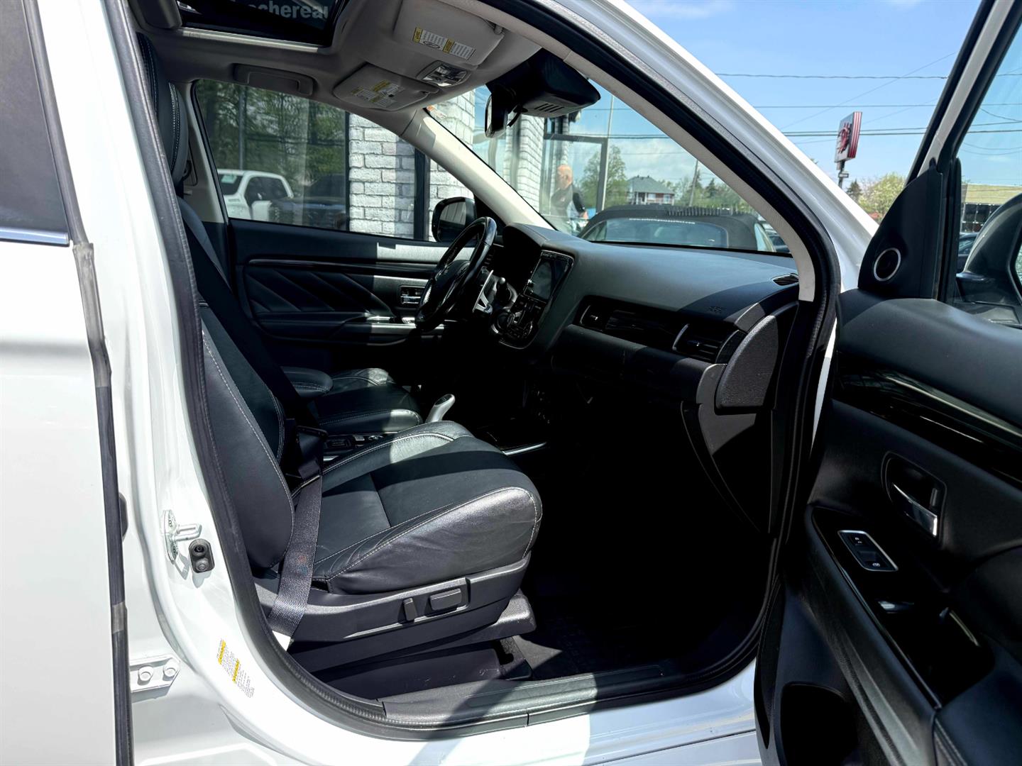 mitsubishi Outlander PHEV 2018 - 27