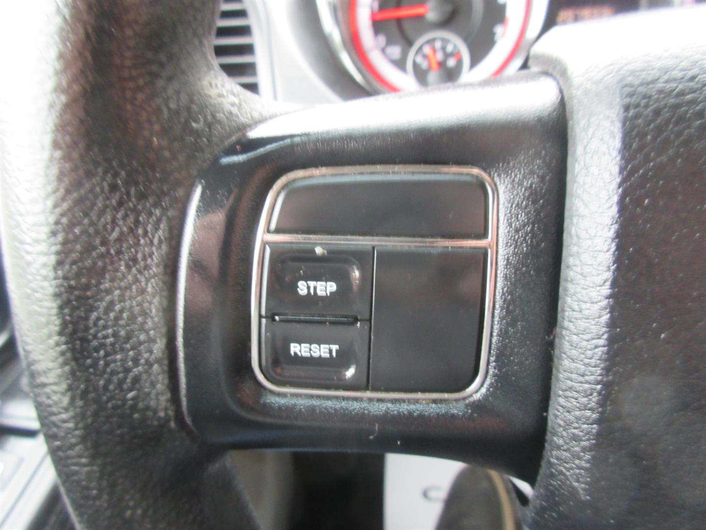 dodge Grand Caravan 2014 - 24