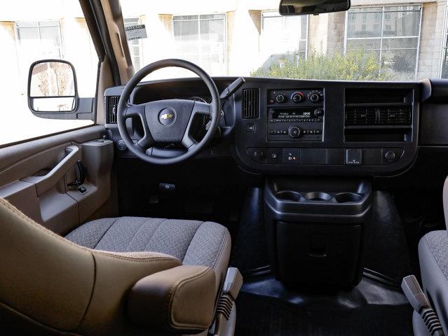 chevrolet Express Cargo Van 2026 - 24
