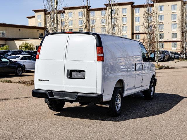 chevrolet Express Cargo Van 2026 - 13