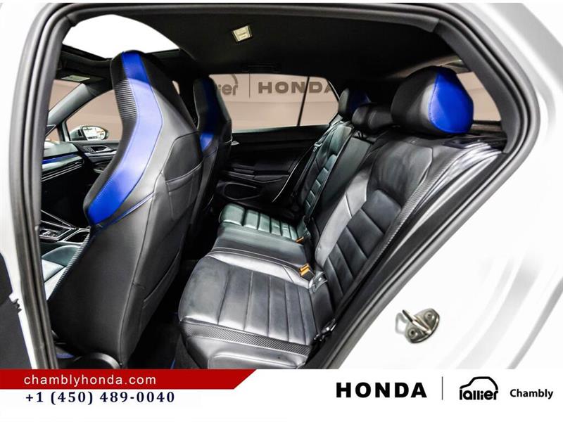 volkswagen Golf R 2023 - 13