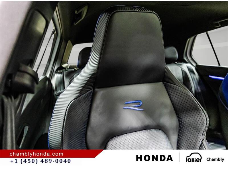 volkswagen Golf R 2023 - 18