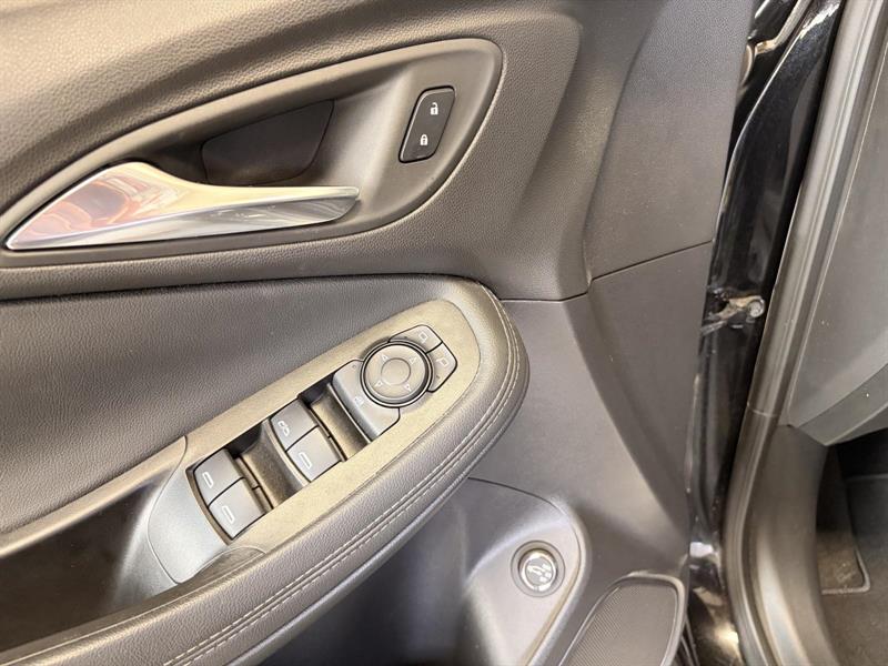 buick Encore 2023 - 12