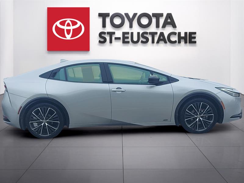 toyota Prius 2024 - 4