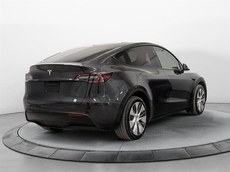 tesla Model Y 2024 - 6