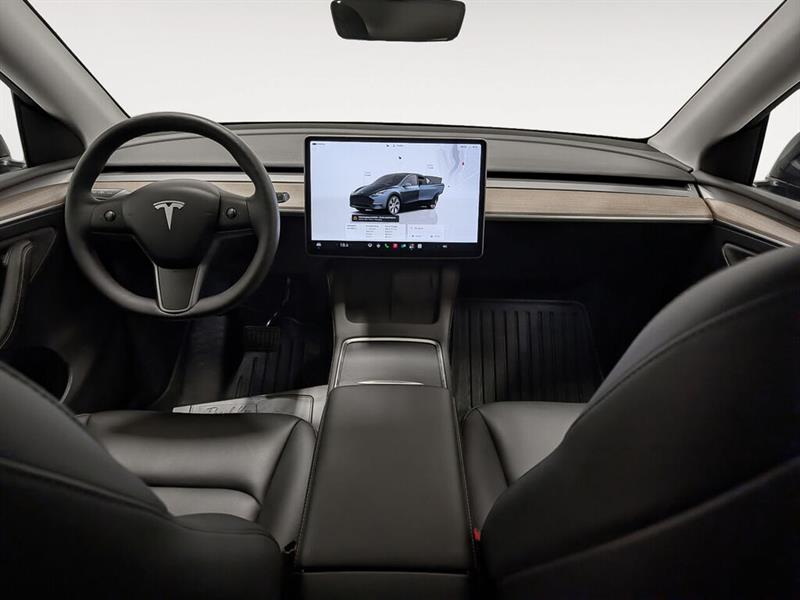 tesla Model Y 2024 - 13