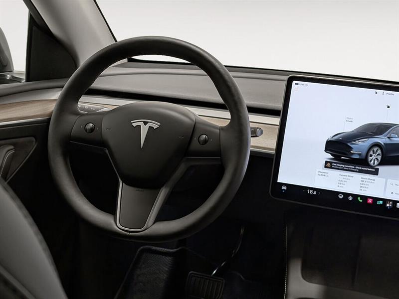 tesla Model Y 2024 - 14