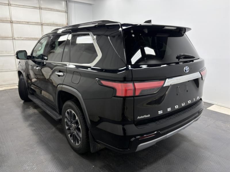 toyota Sequoia 2023 - 4