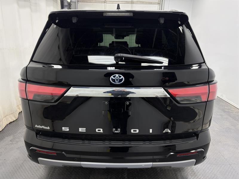toyota Sequoia 2023 - 6