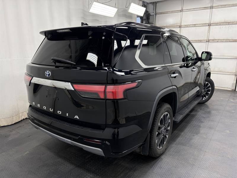 toyota Sequoia 2023 - 8