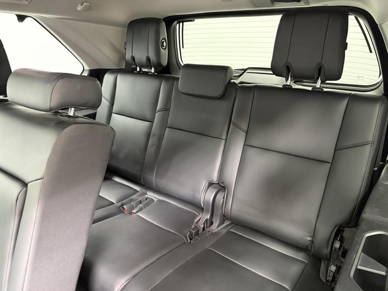 toyota Sequoia 2023 - 17