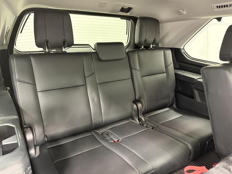 toyota Sequoia 2023 - 19