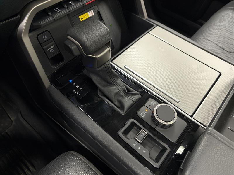 toyota Sequoia 2023 - 30