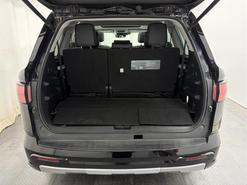 toyota Sequoia 2023 - 32