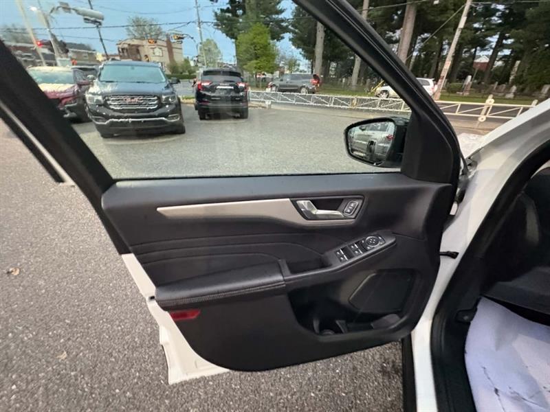 ford Escape 2021 - 8