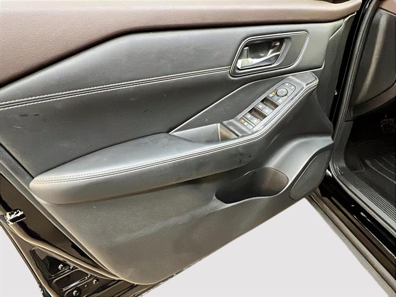 nissan Rogue 2023 - 25