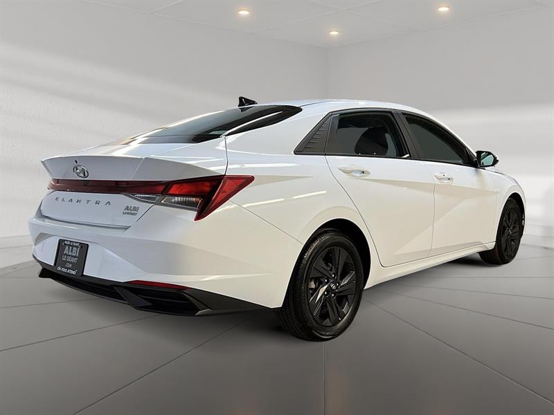 hyundai Elantra 2022 - 4