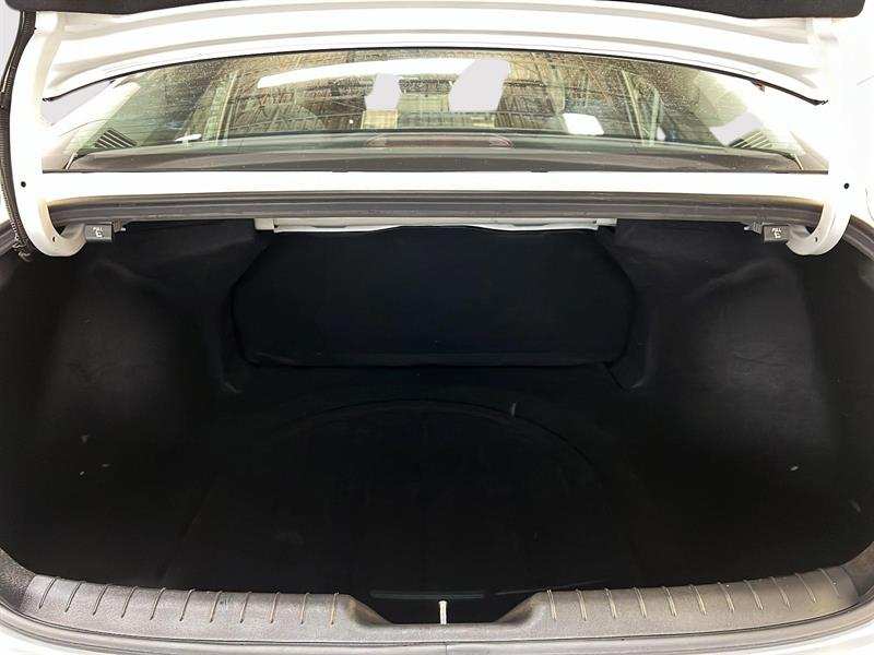 hyundai Elantra 2022 - 12