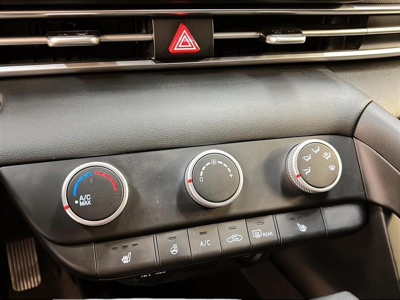 hyundai Elantra 2022 - 14
