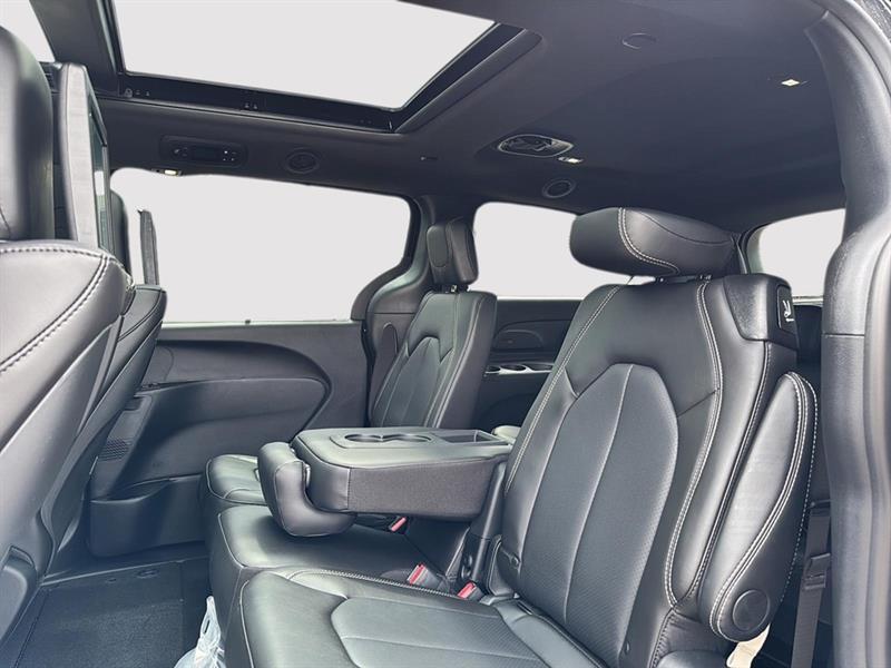 chrysler Pacifica 2026 - 17