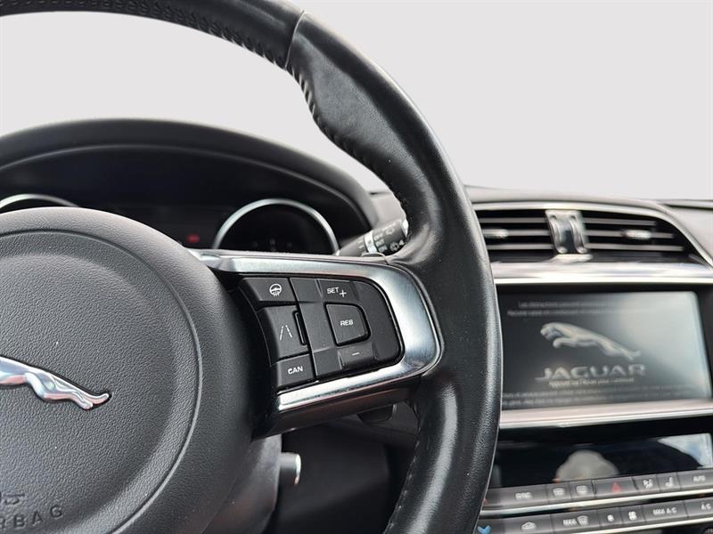jaguar F-PACE 2019 - 26