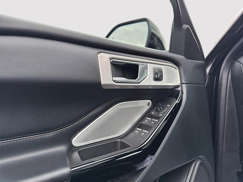 ford Explorer 2022 - 14