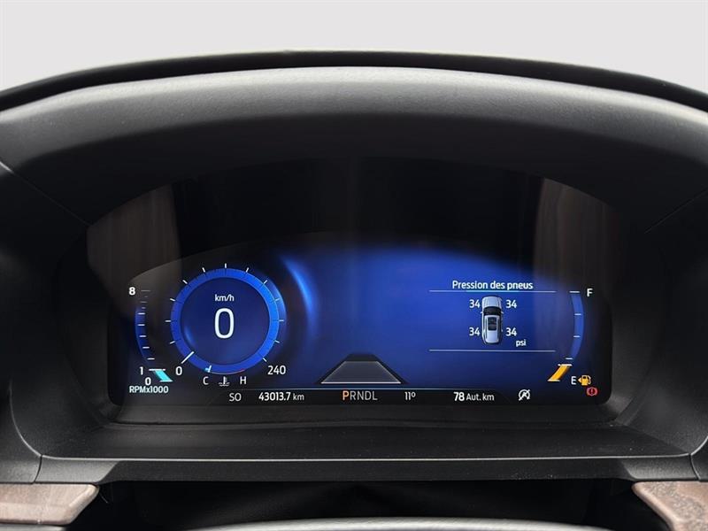 ford Explorer 2022 - 44