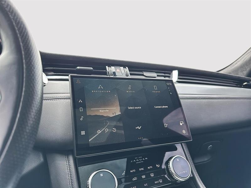 jaguar F-PACE 2021 - 28