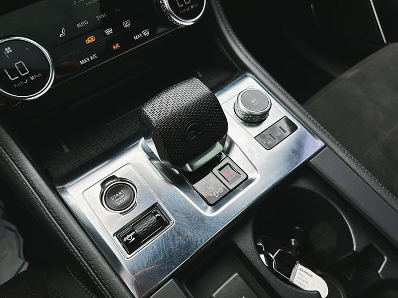 jaguar F-PACE 2021 - 36