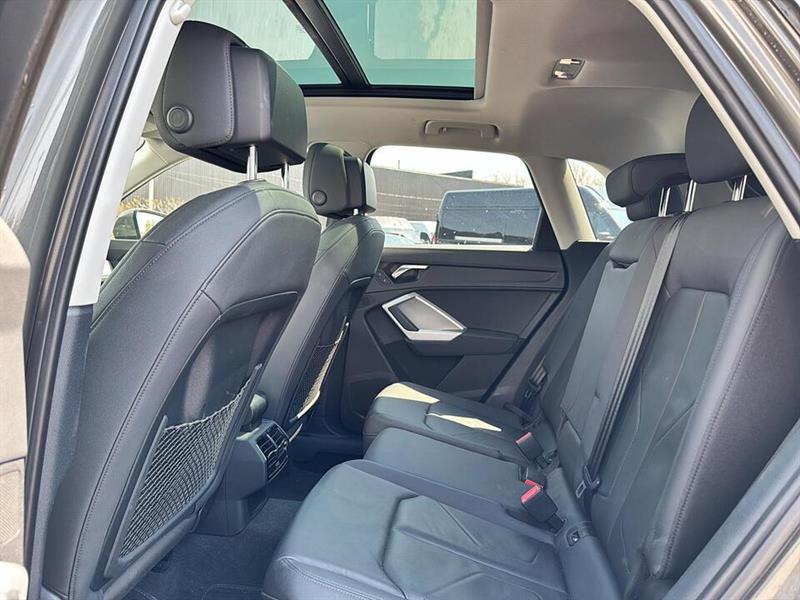 audi Q3 2021 - 14