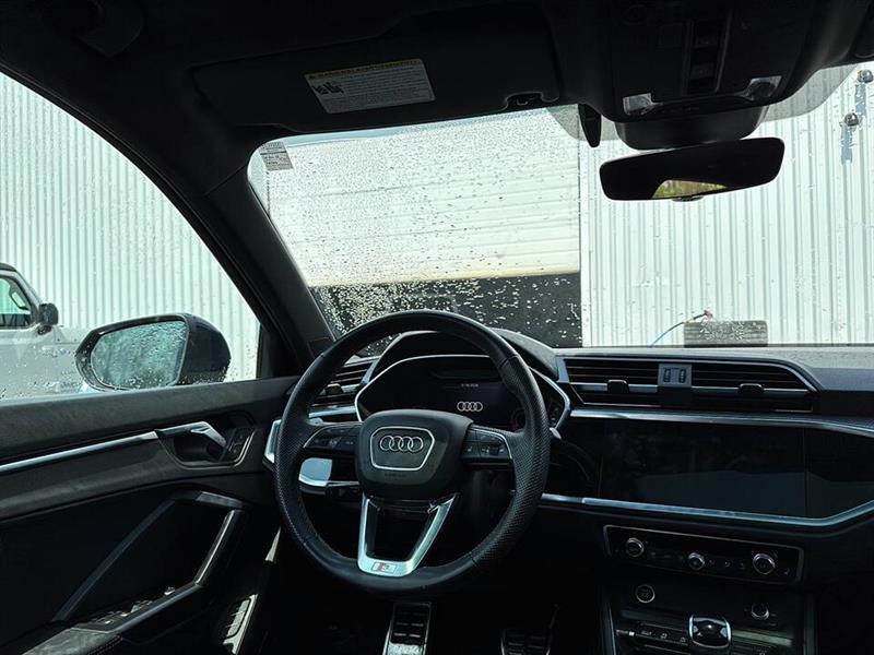 audi Q3 2022 - 18