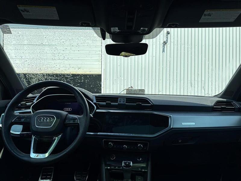 audi Q3 2022 - 19