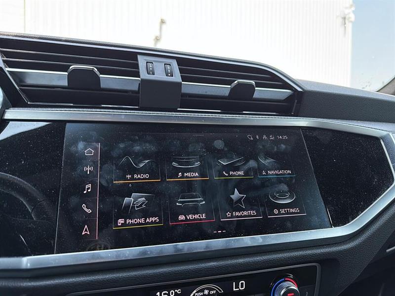 audi Q3 2022 - 24