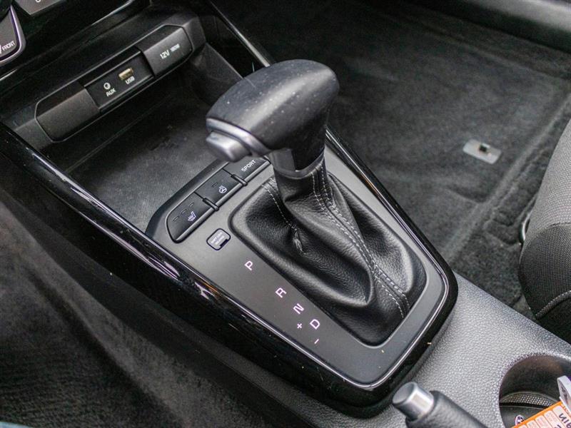 kia Rio 2020 - 17