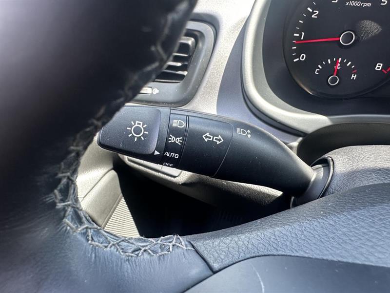 kia Rio 2019 - 23