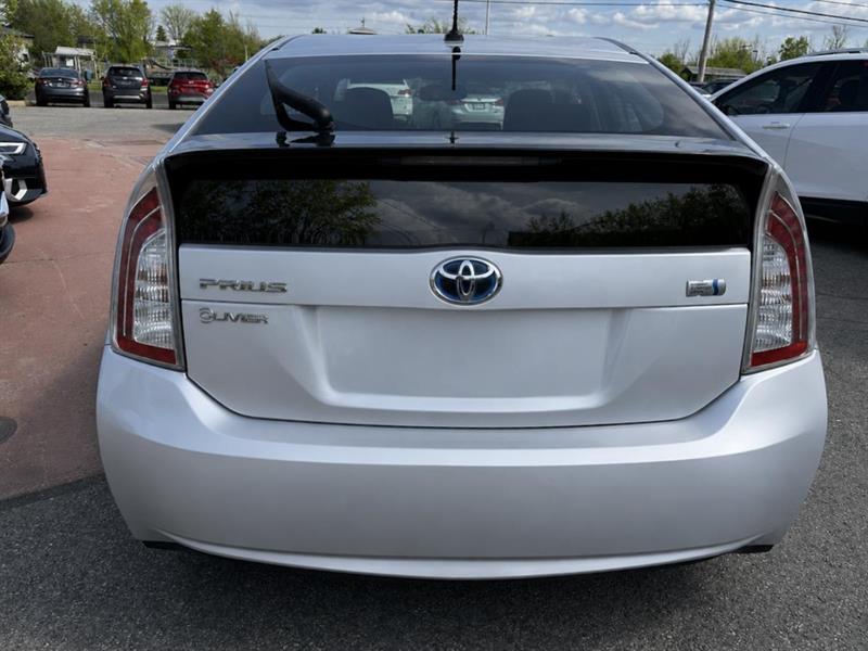toyota Prius 2015 - 7