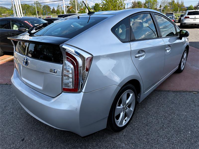toyota Prius 2015 - 8