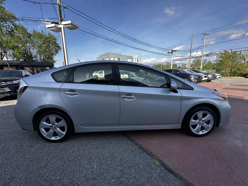 toyota Prius 2015 - 9