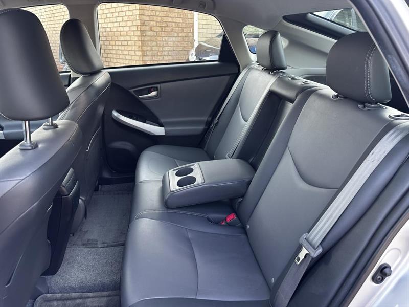 toyota Prius 2015 - 15